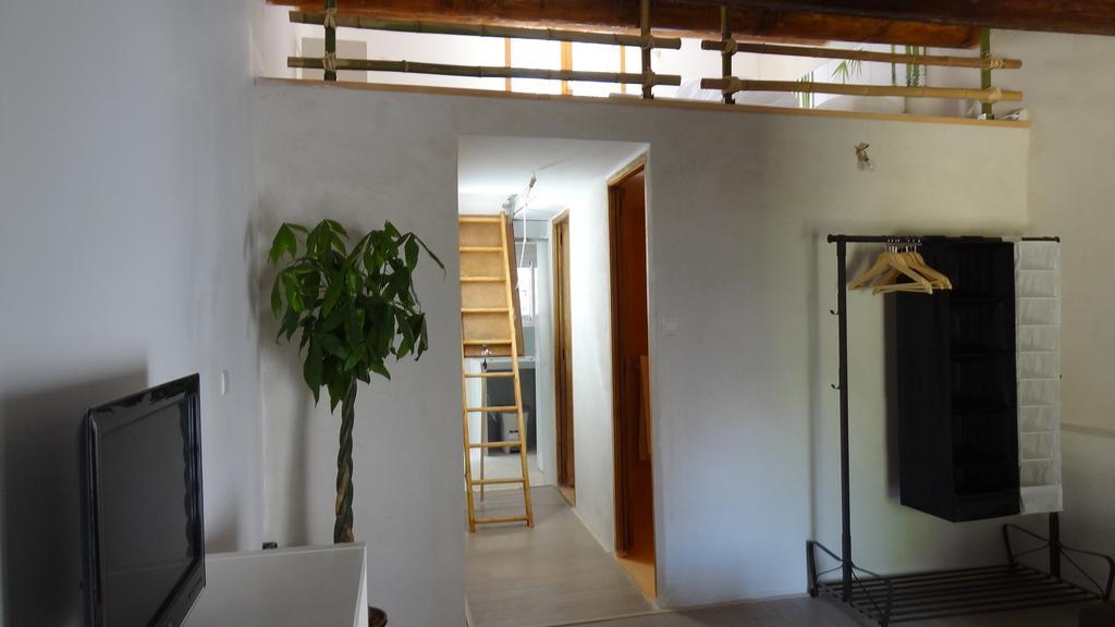 Appartement Avec Terrasse,Mezzanine,PatangArlés Habitación foto